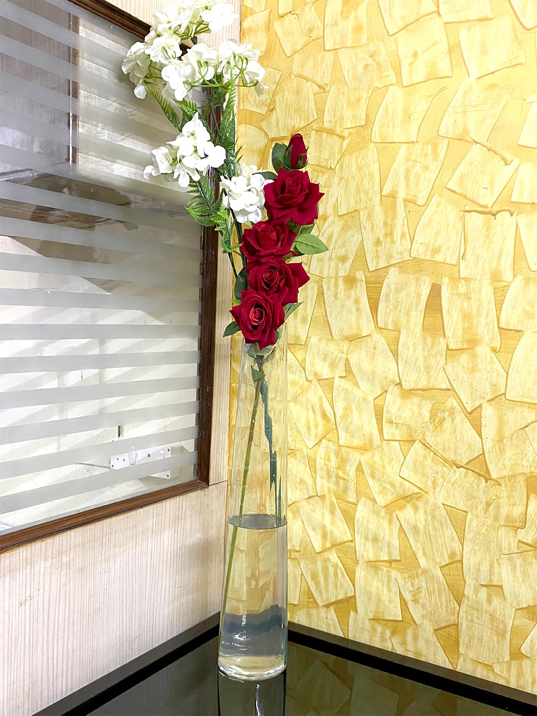 Tall Clear Glass Flower Vase – Slim Tapered Decorative Vase