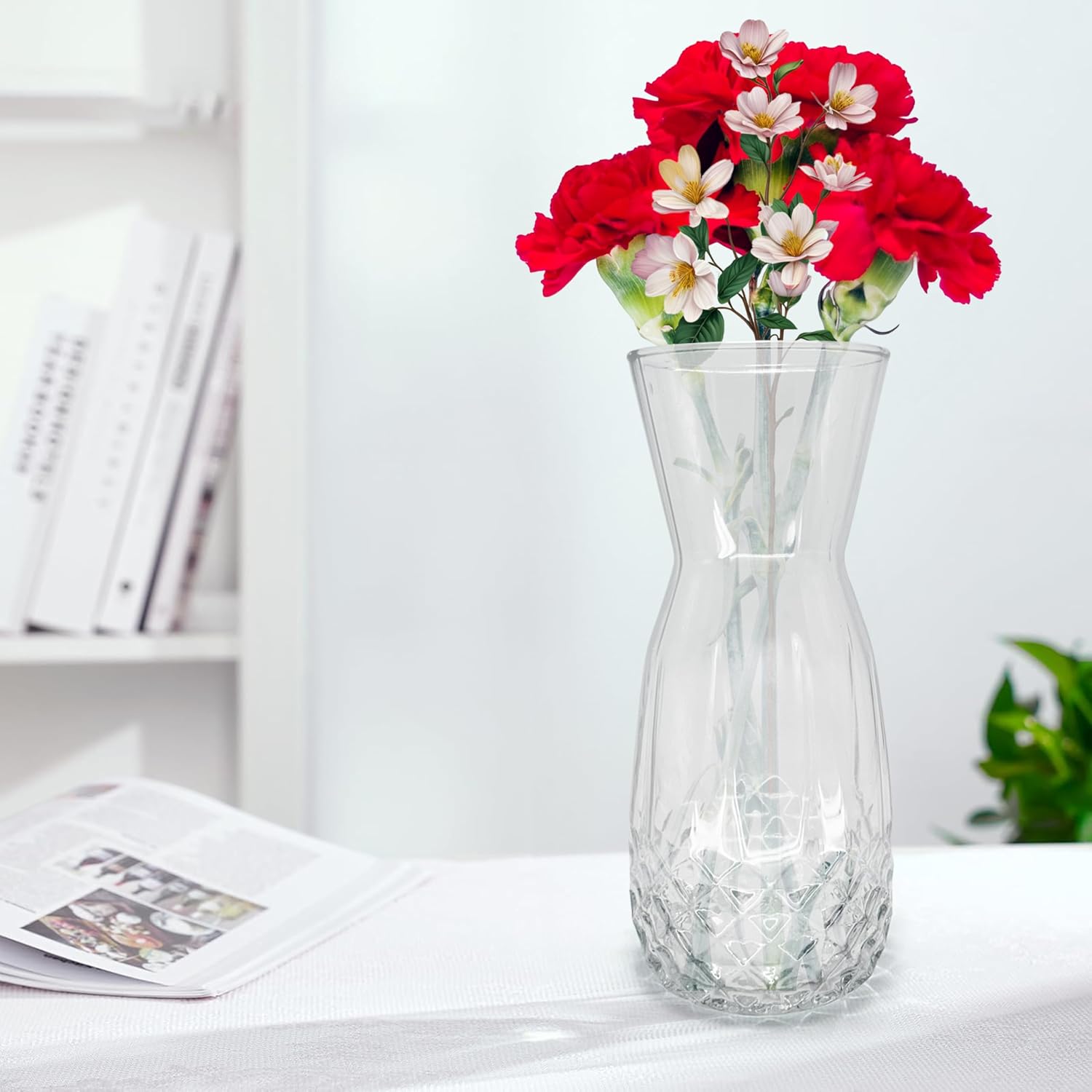 Clear Cut-Design Glass Flower Vase – Elegant Hourglass Table Vase